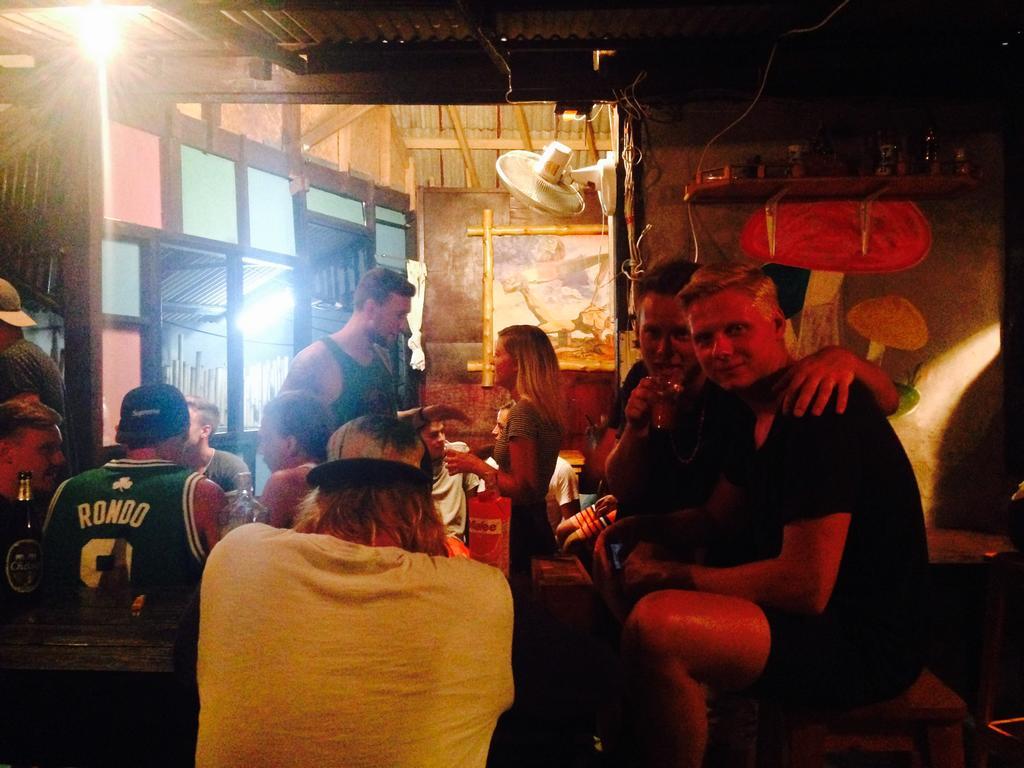 Bamboozle Hostel Haad Rin Bagian luar foto