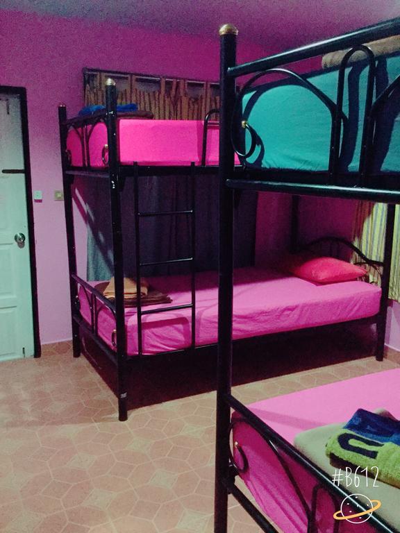 Bamboozle Hostel Haad Rin Bagian luar foto