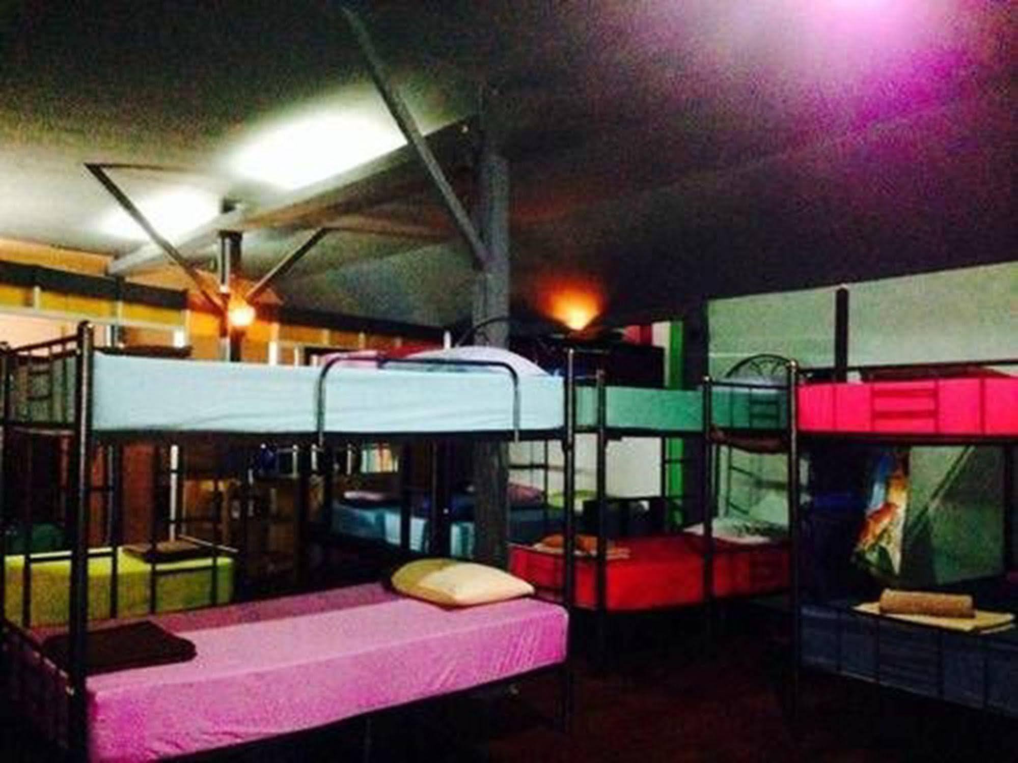 Bamboozle Hostel Haad Rin Bagian luar foto