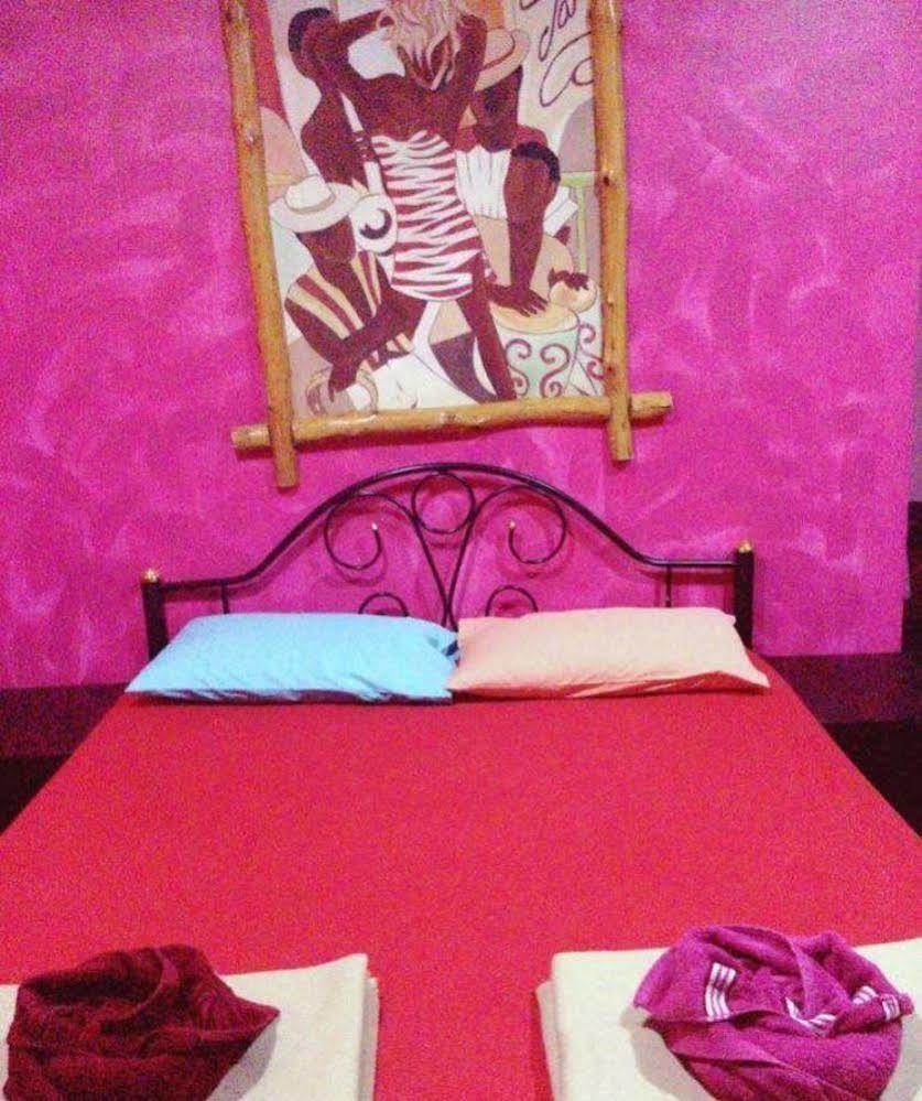 Bamboozle Hostel Haad Rin Bagian luar foto